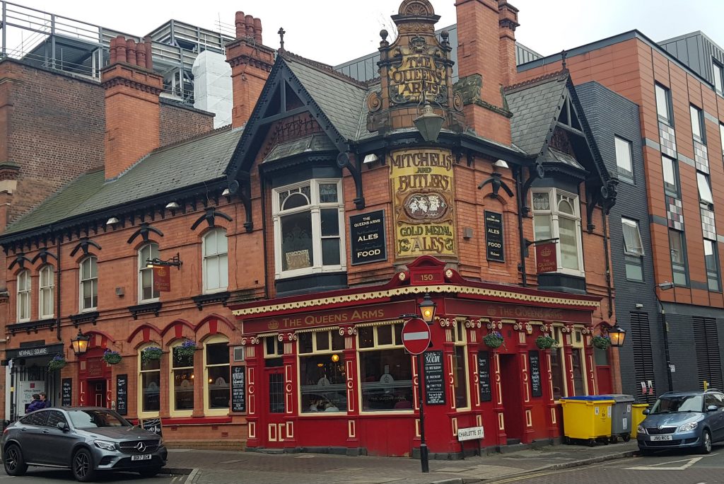 The Queens Arms B3