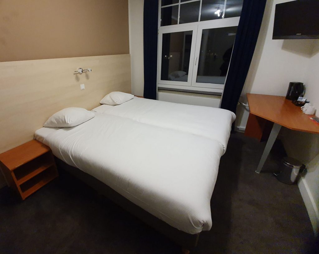 Hotel-Vue-Bedroom