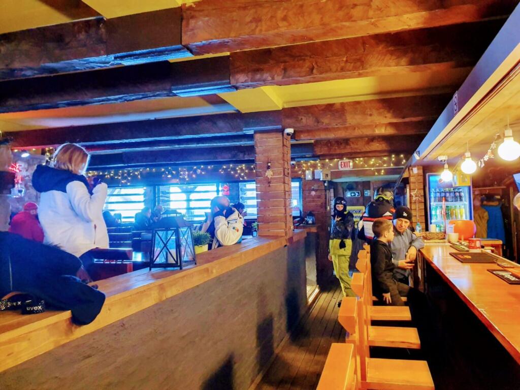 Dude's Pub on the mountain in Brasov