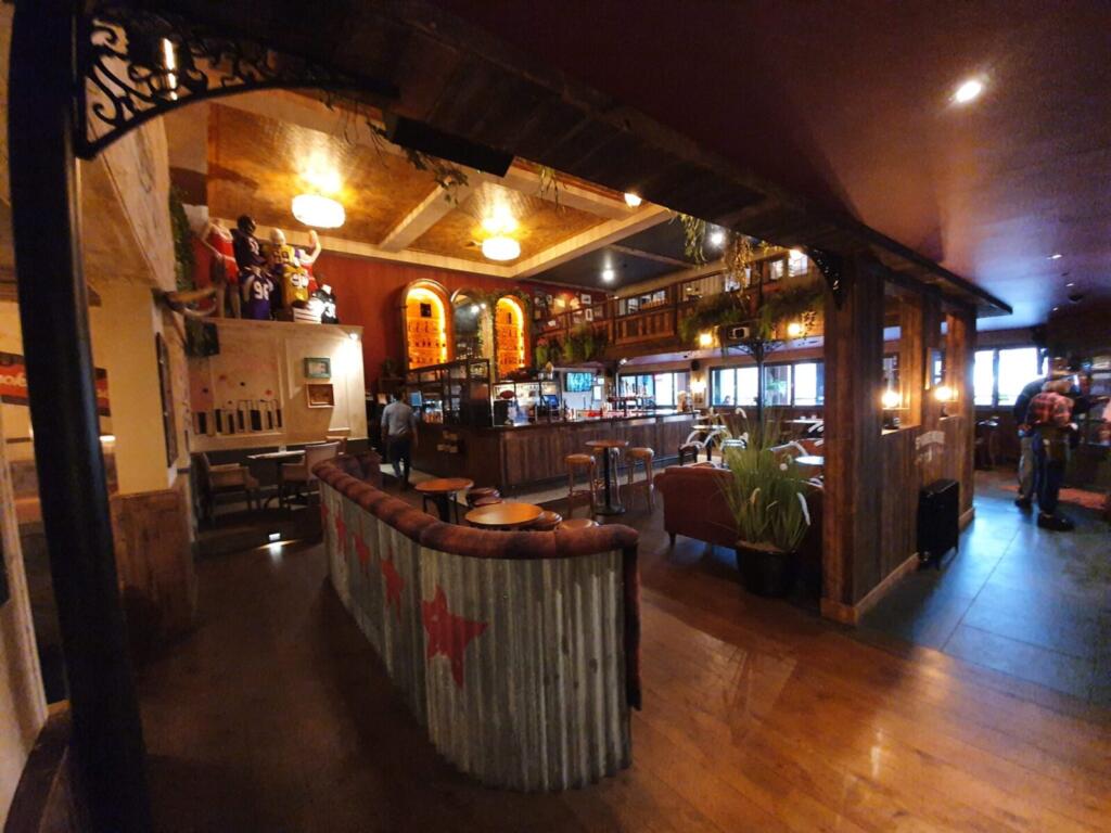Hickorys Bar