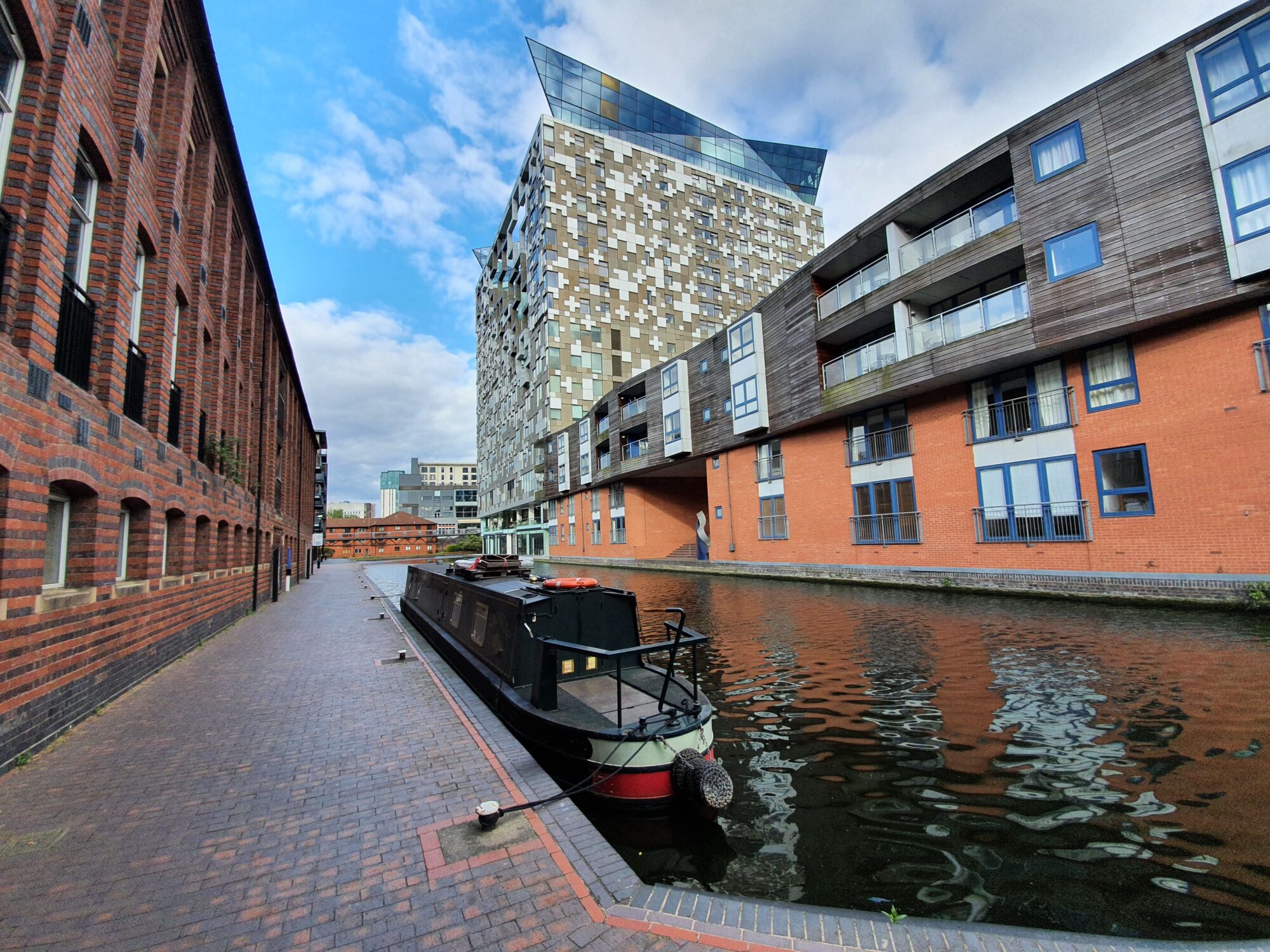 The Cube and Canal