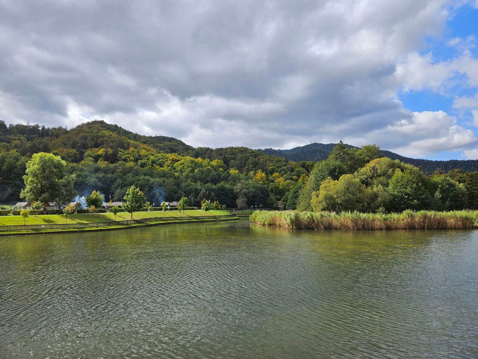 Lake Noua Autumn
