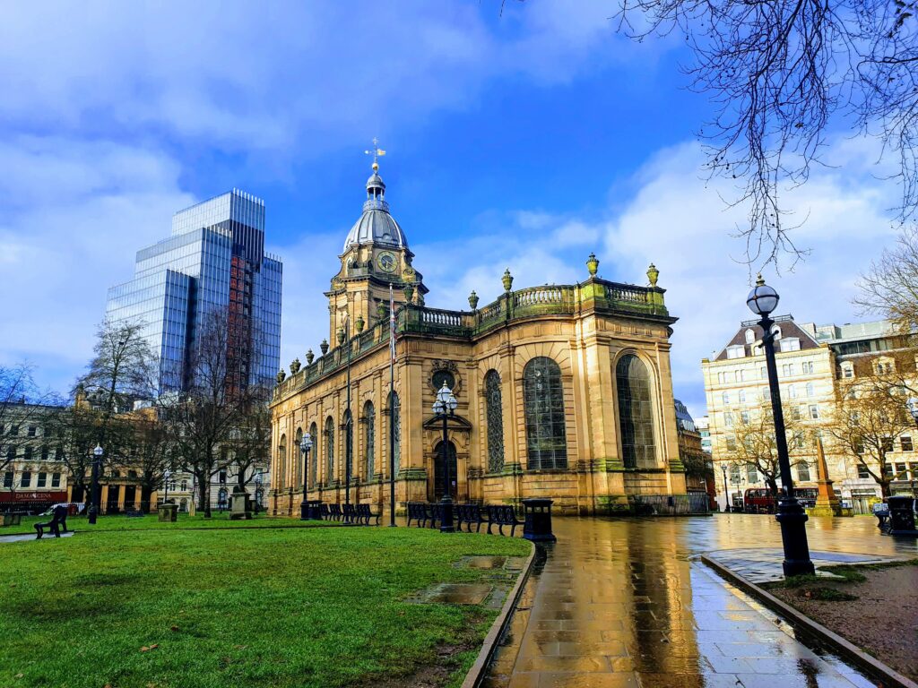 Churches and cathedrals in Birmingham
