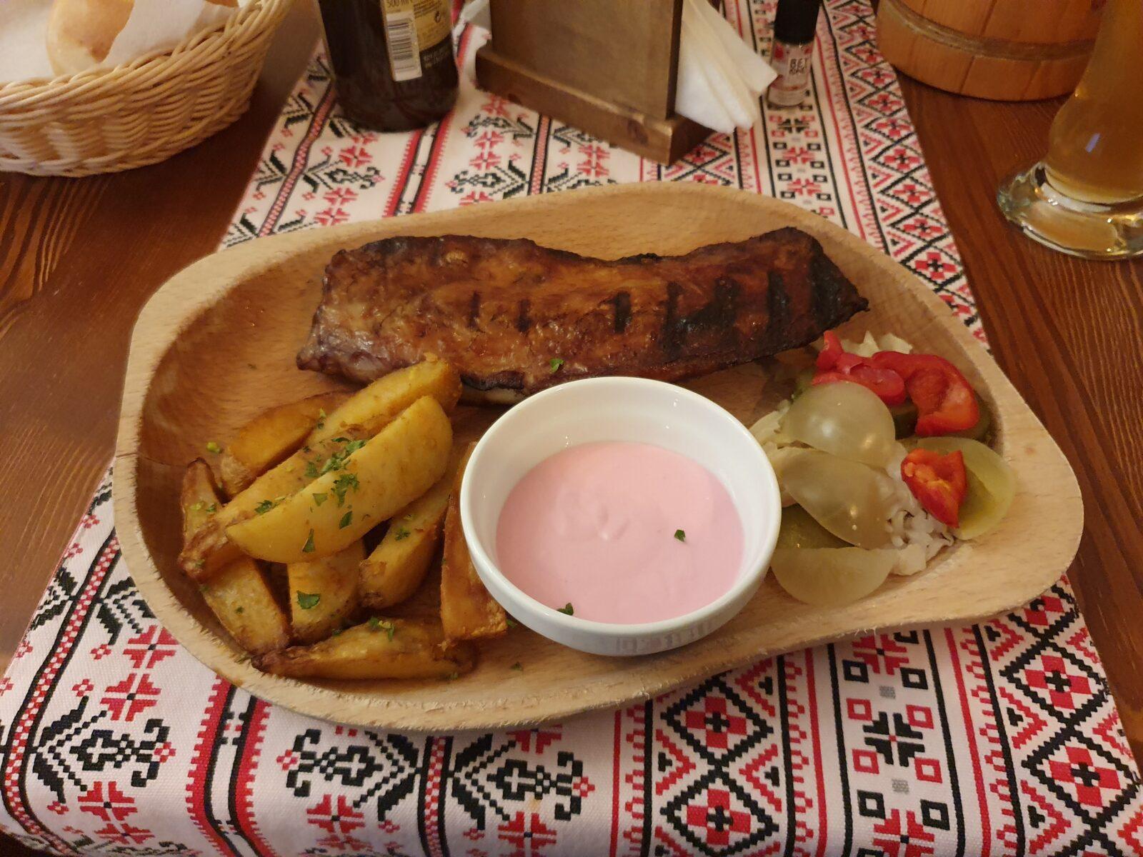 Ursul Carpatin Ribs