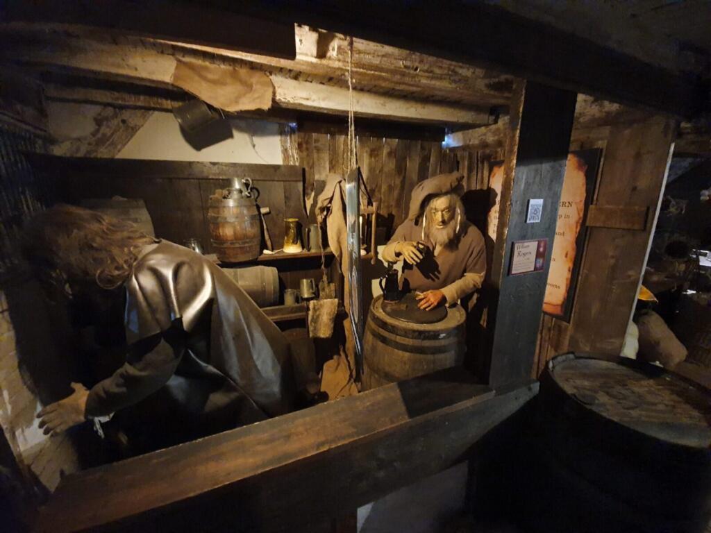Tudor Pubs - Three Tuns