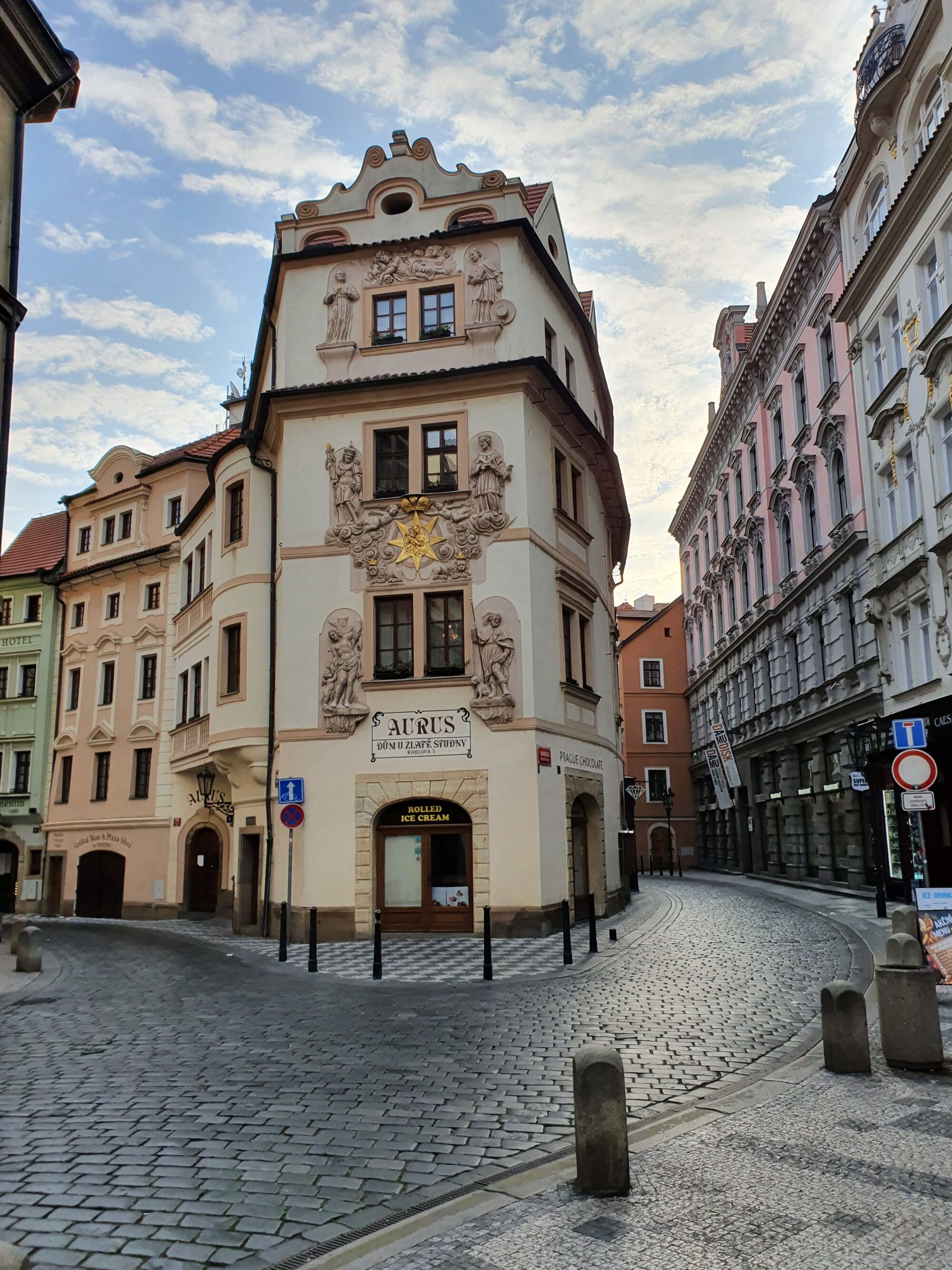 House at the Golden Well