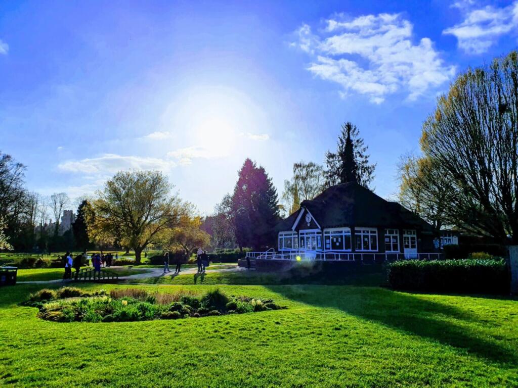 St Nicholas Gardens Warwick Cafe