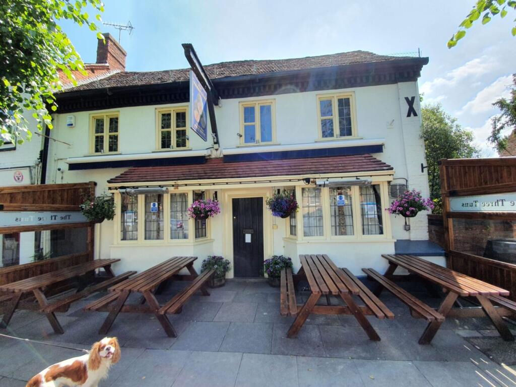 The Three Tuns Pub
