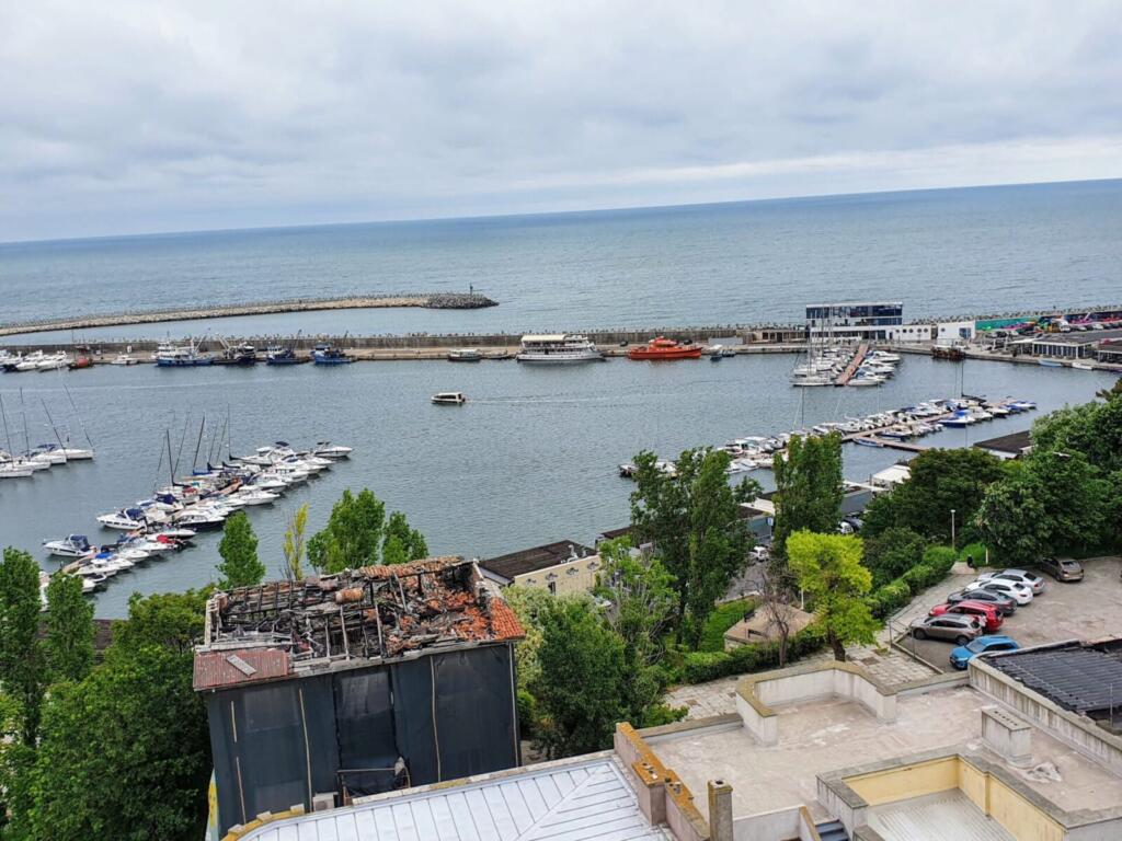 Towards Tomis Turistic Port