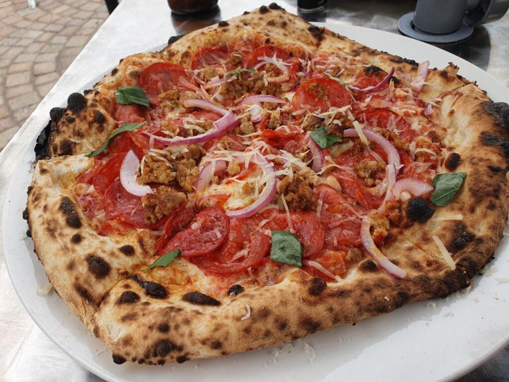 Stefani's Pizzeria Pizza