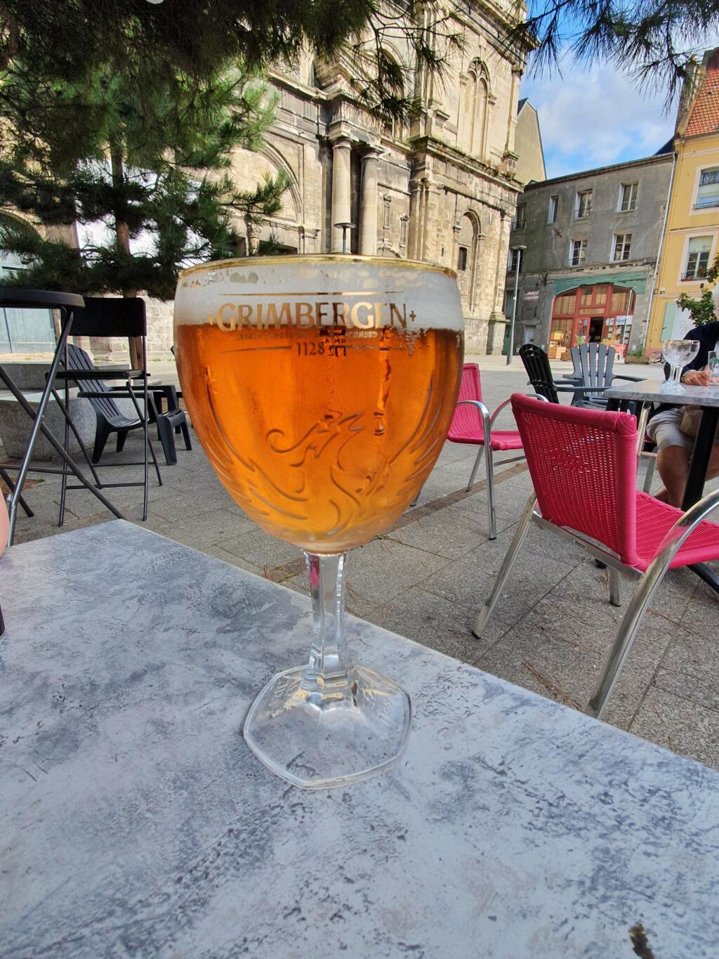 Eglise Saint-Rémy de Dieppe Courtyard Beer