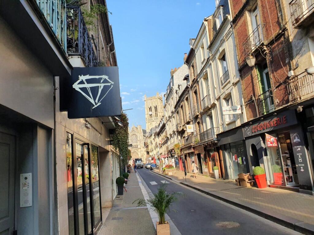 Shopping Streets
