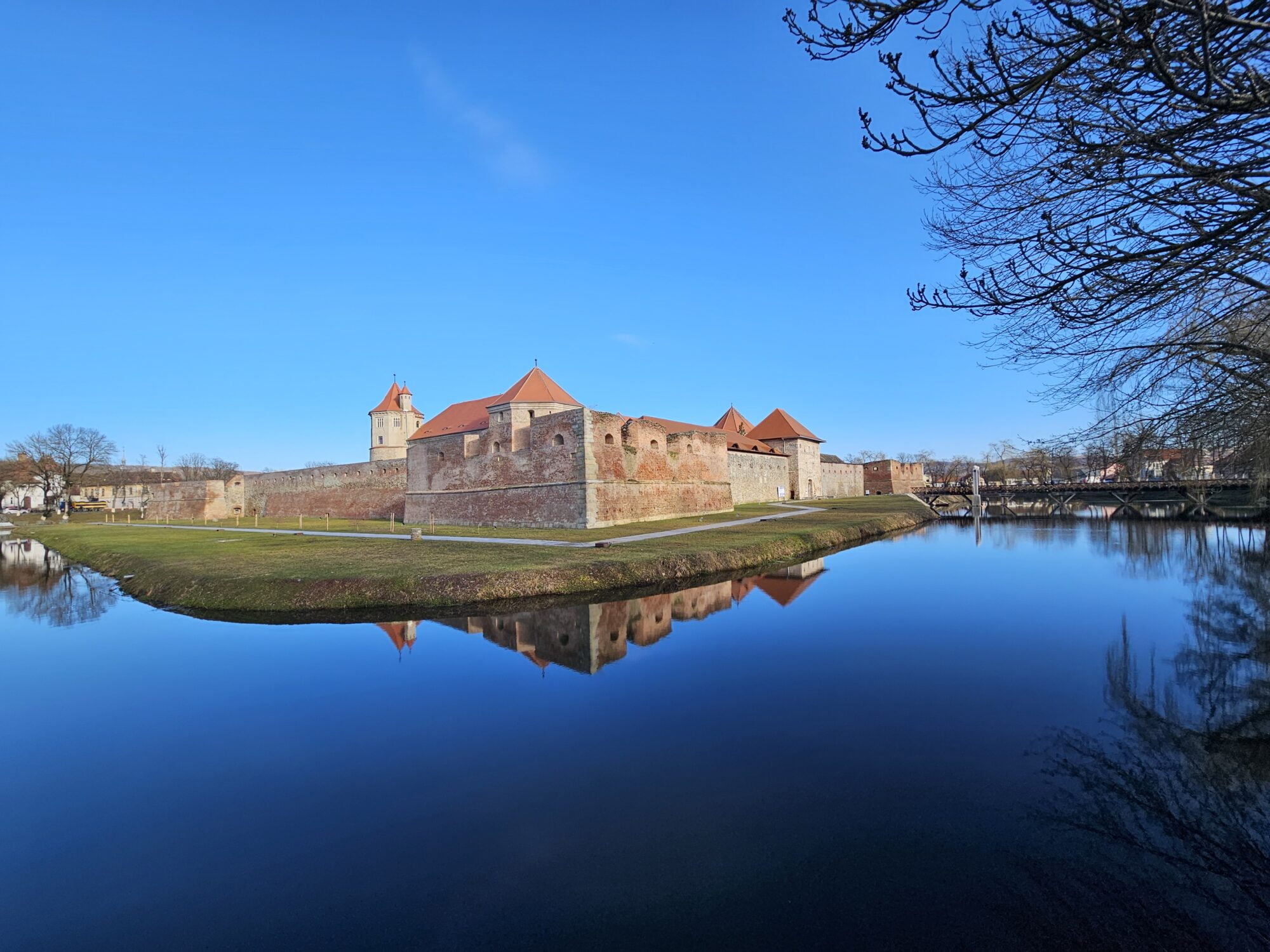 Day Trips From Brasov - Fagaras Fortress