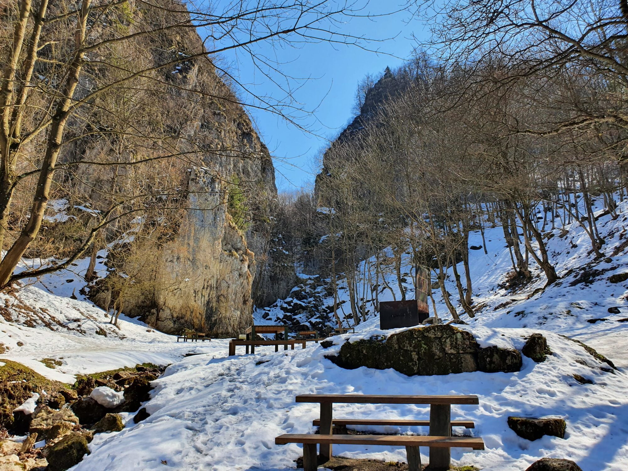 Picnic Site at Solomons Rocks Brasov
