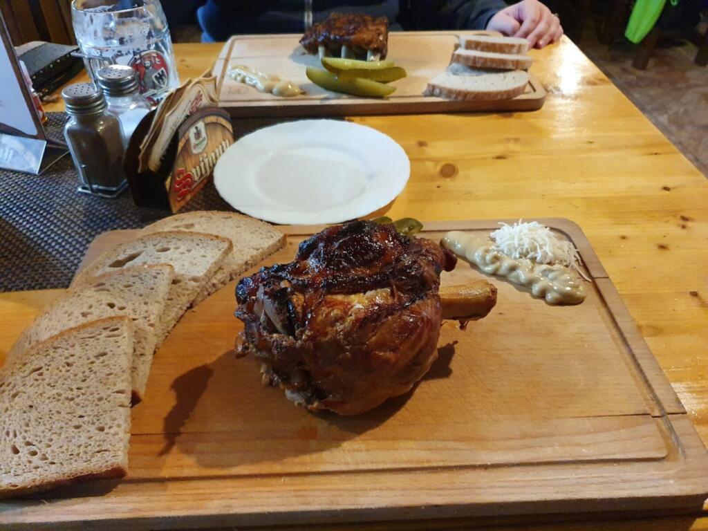 Restaurace Vyšehrad Pork Knuckle