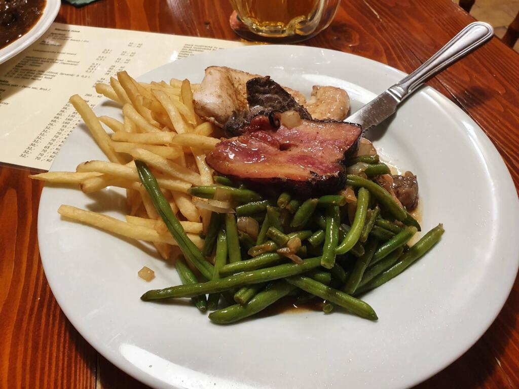 Pilsner restaurant U Viléma Food