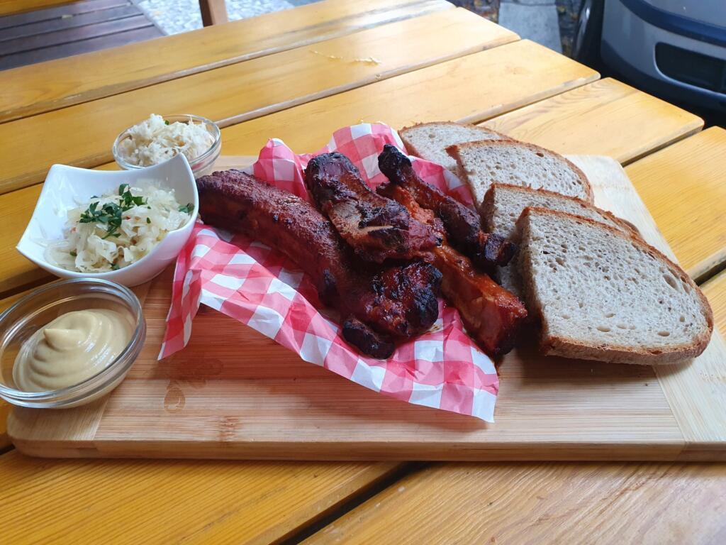 Staročeská krčma Ribs