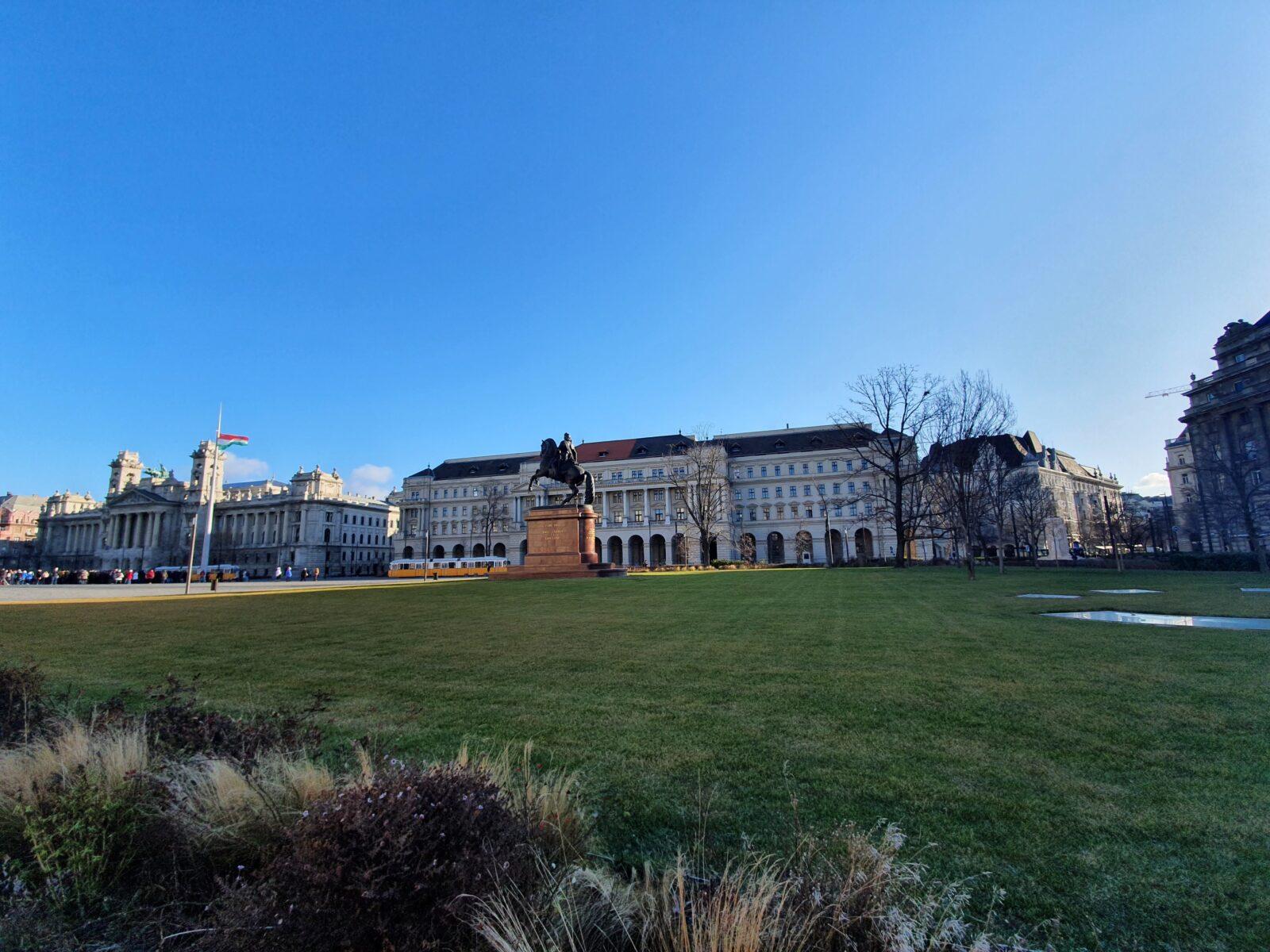 Government Buildings