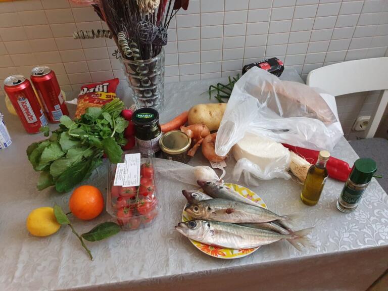Split Market Sardines