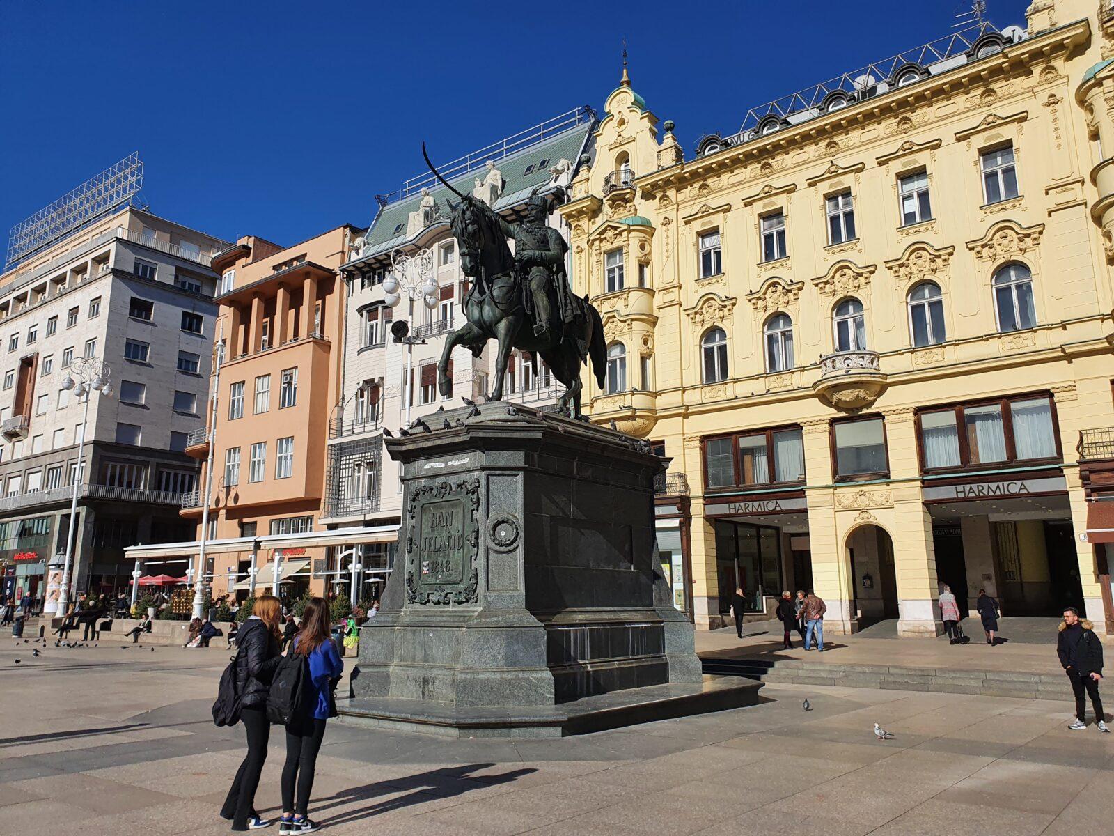 Ban Josip Jelačić Statue