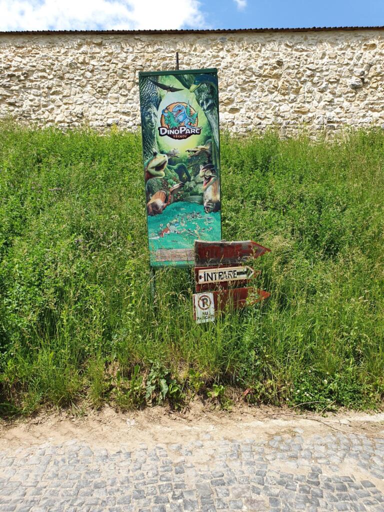 Dino Park Entrance
