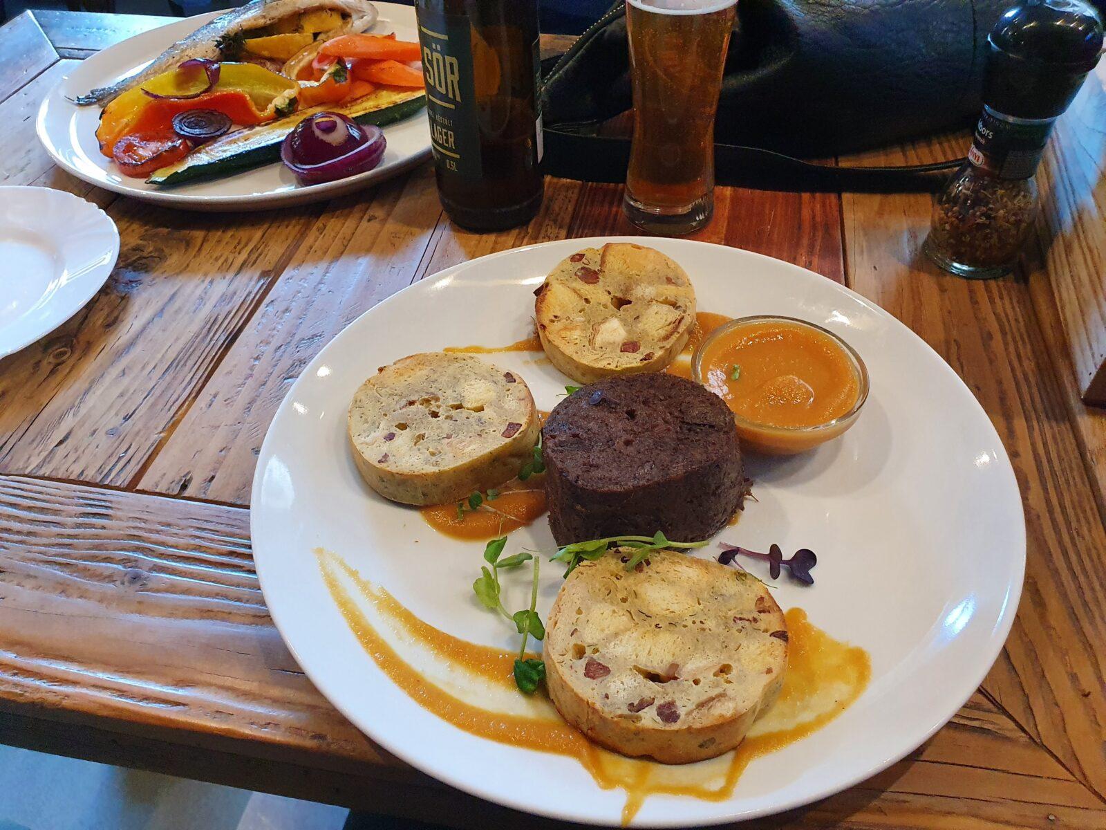 Eozin Corso Food