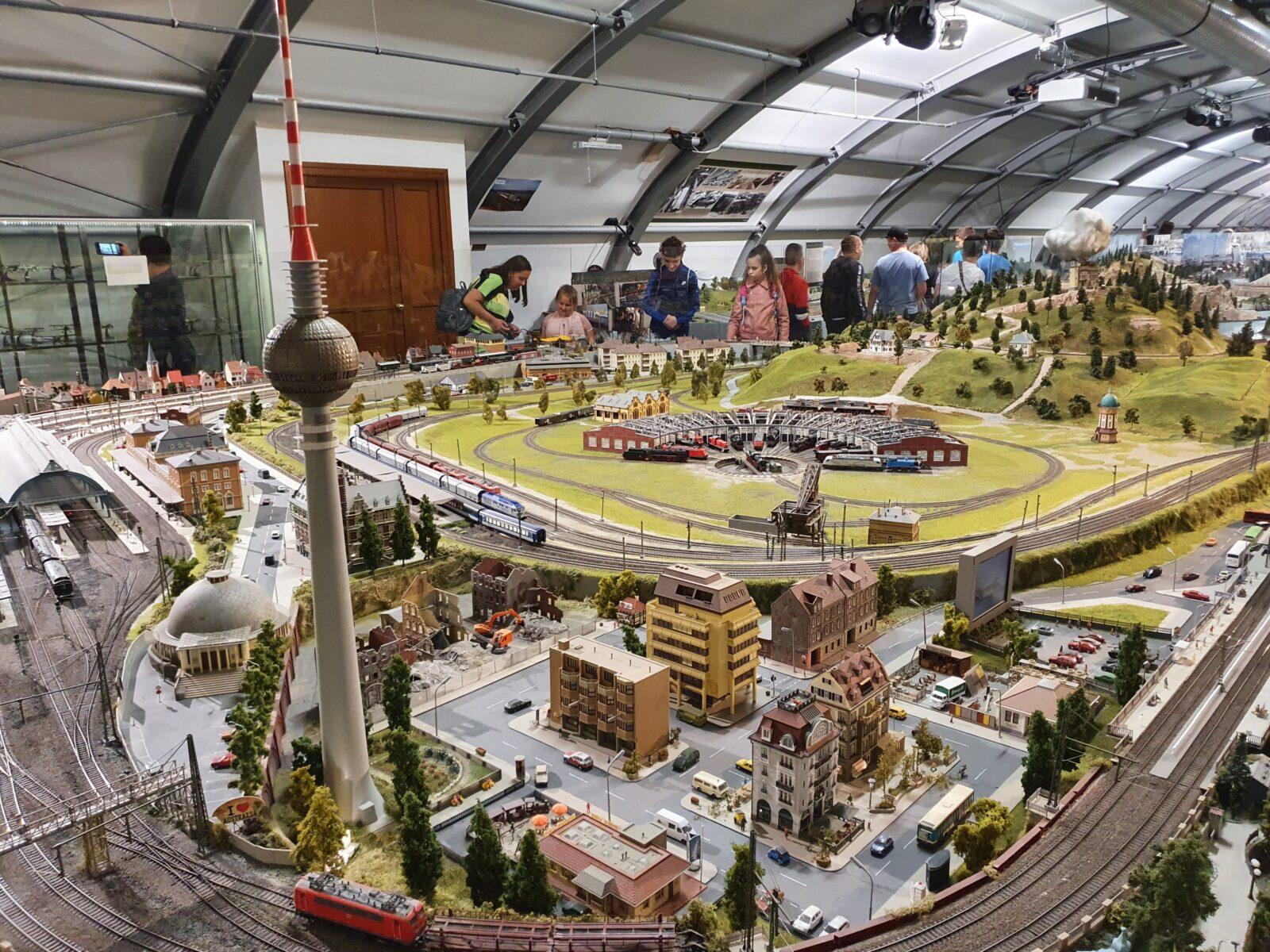 Historic Model Railway Exhibition - trains