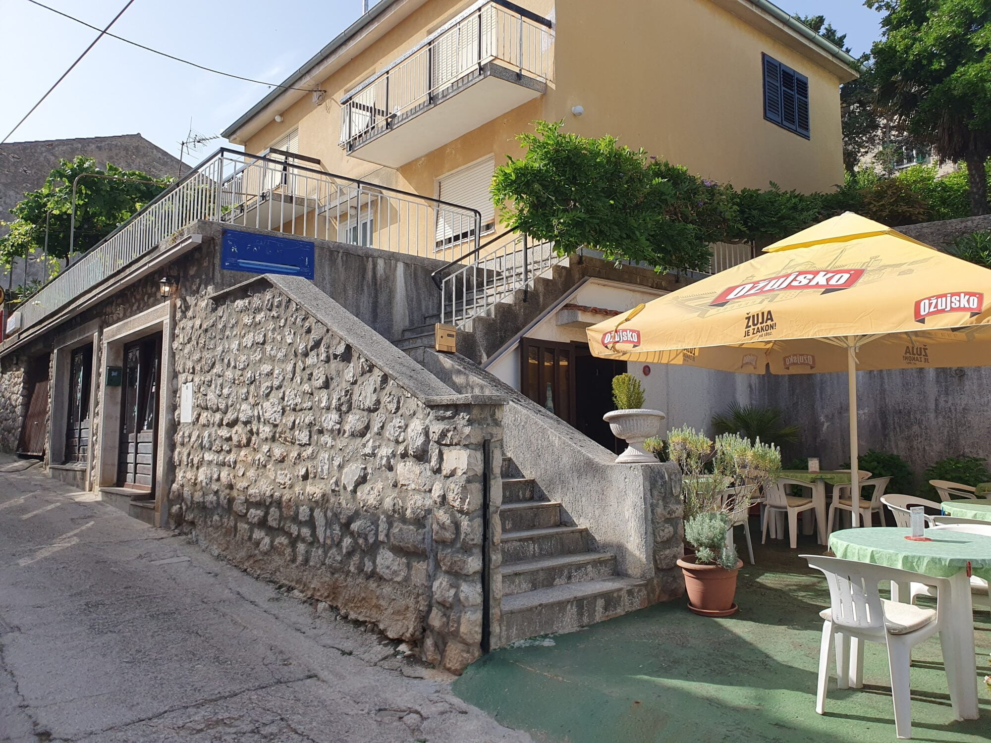Enigma caffe bar