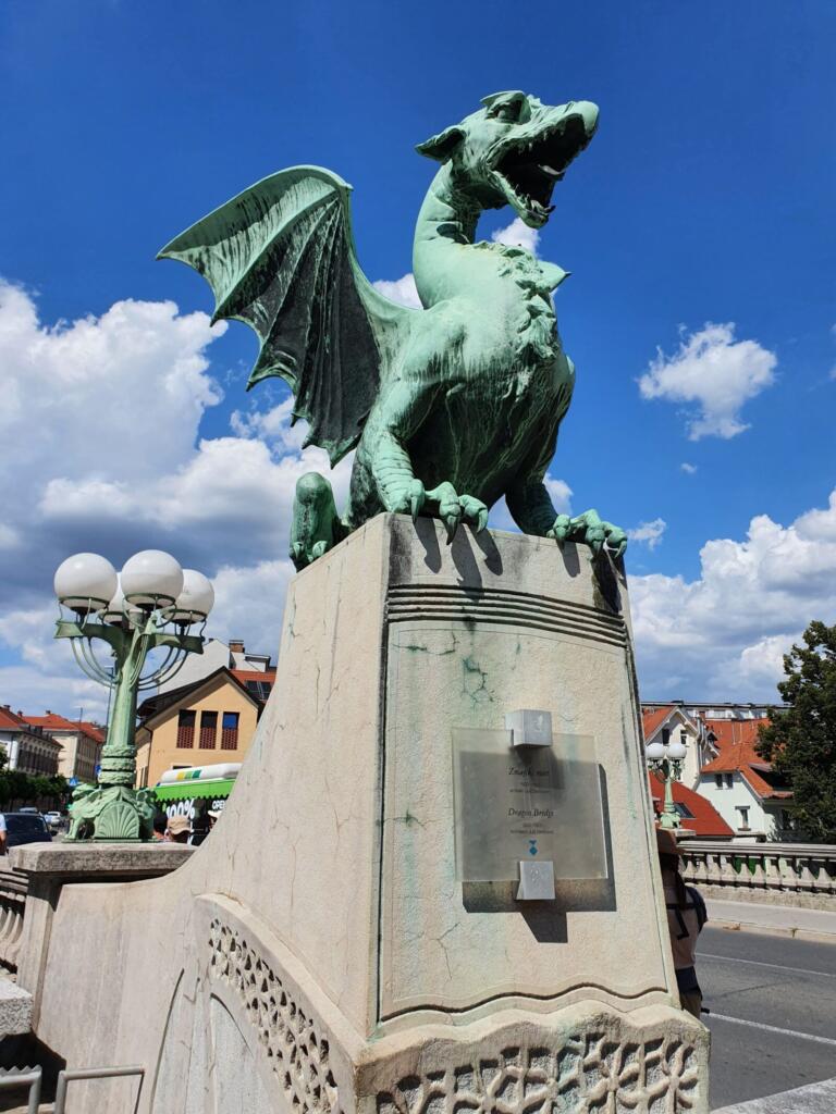 Dragon statue