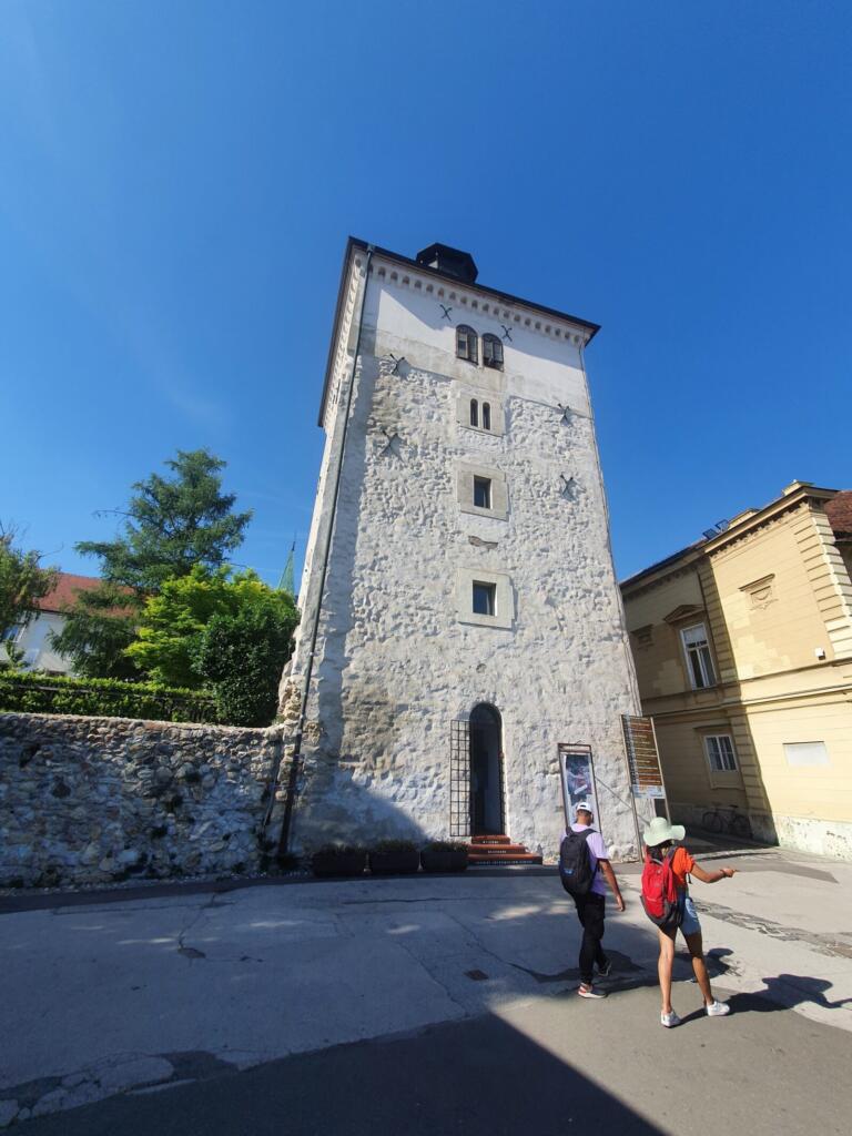 Lotrščak Tower