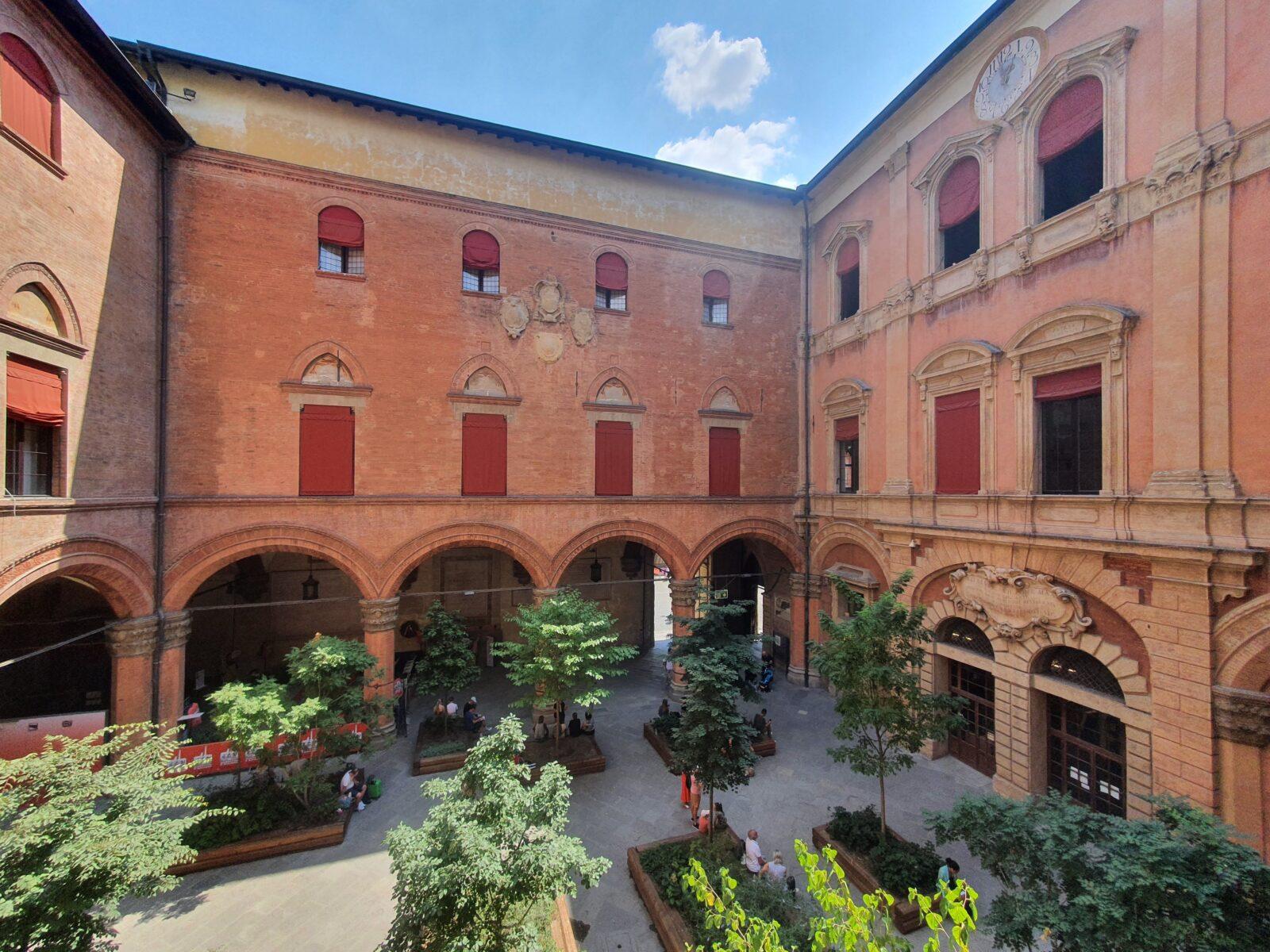 Palazzo d'Accursio courtyard