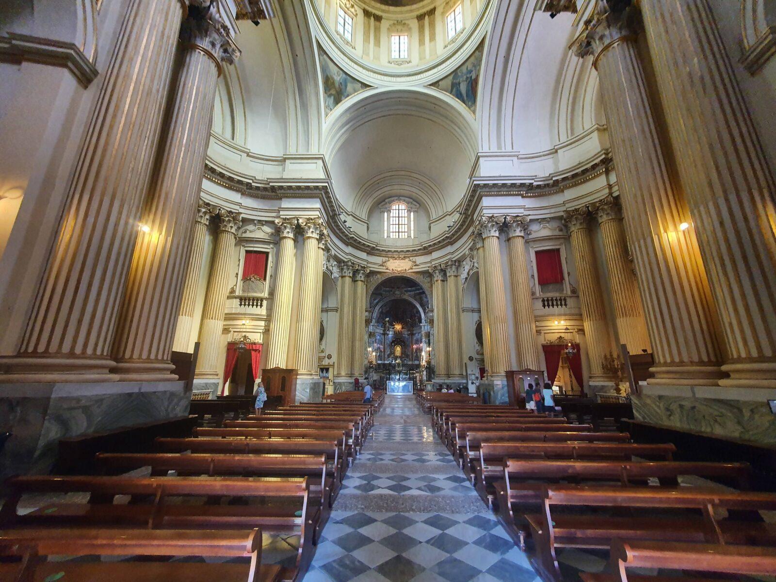 San Luca interior