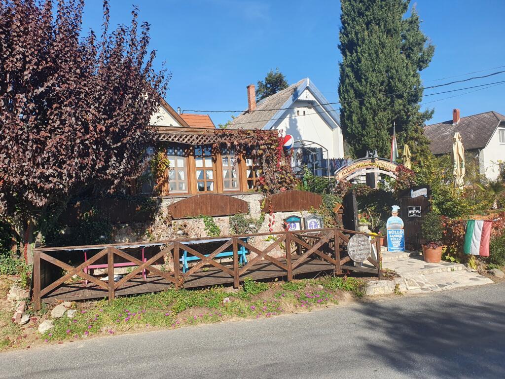 Bakos Attila kisvendéglője