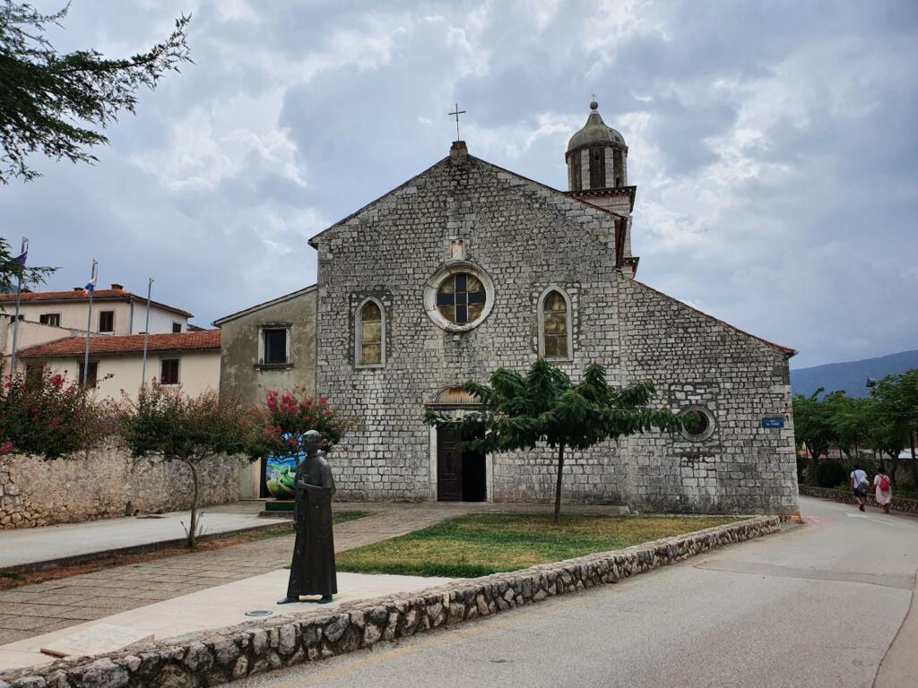 Monastery and church of St. Francis in Cres entrance