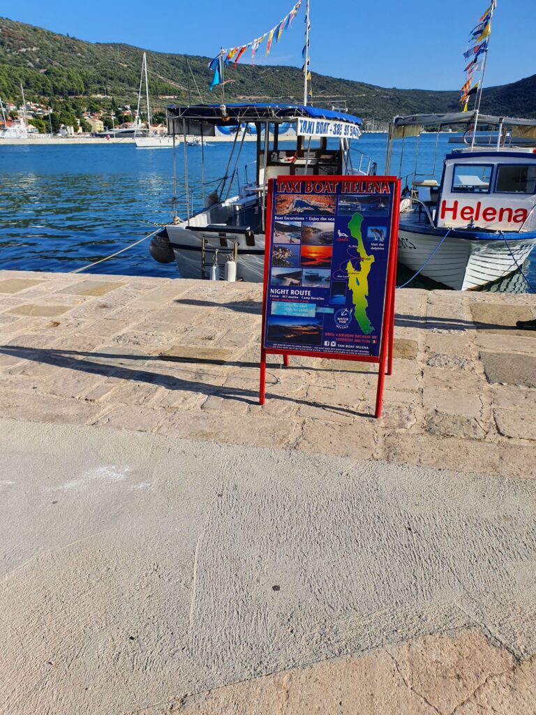 Taxi Boat Helena