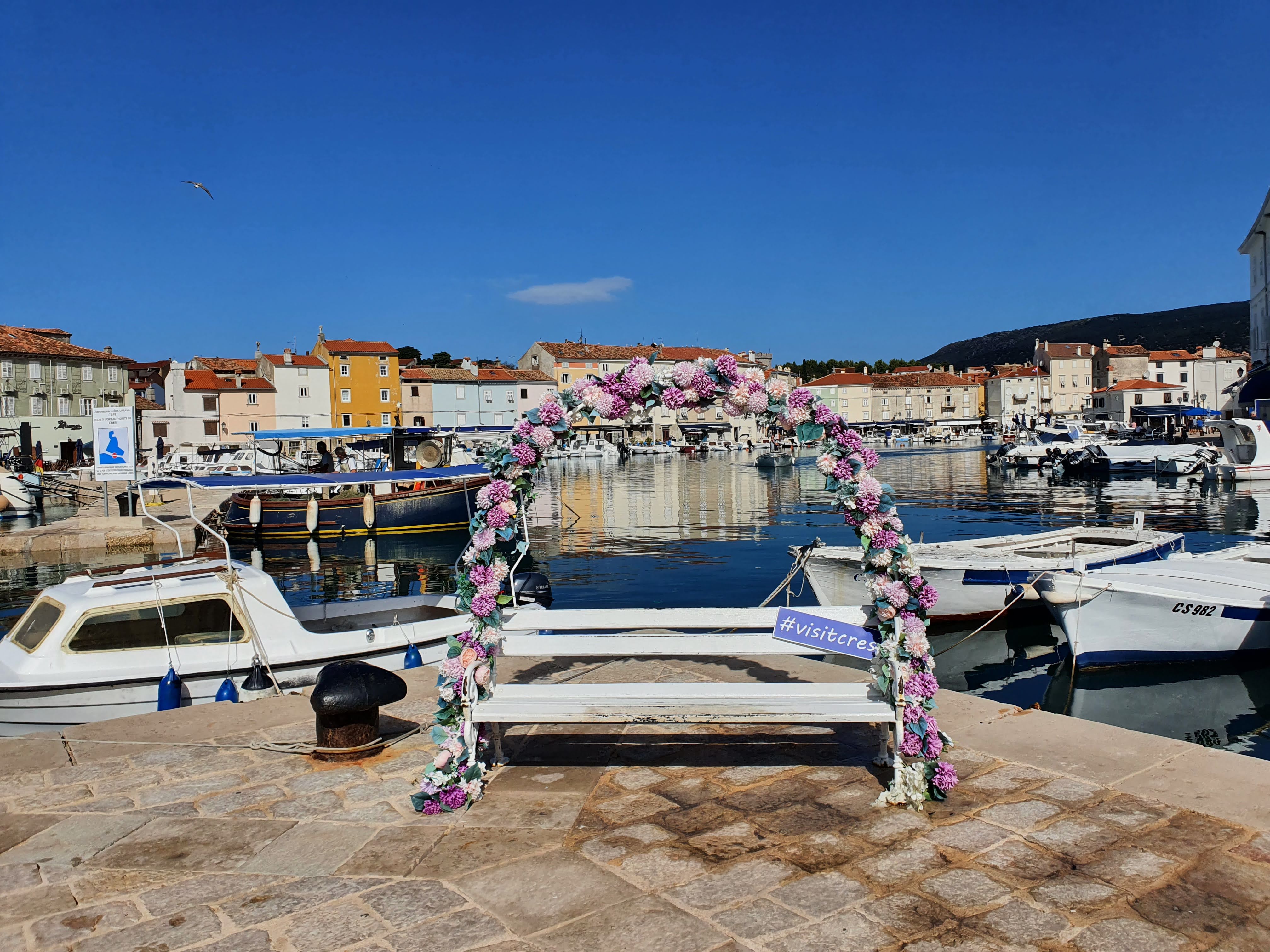 Visit Cres Arch