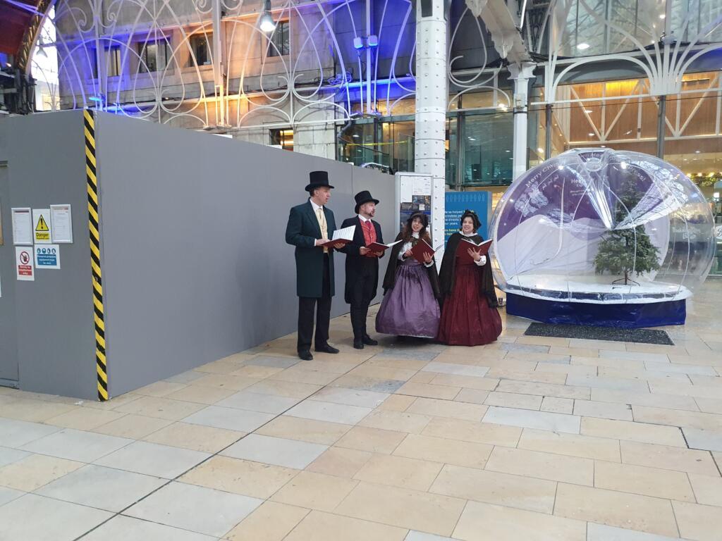 Christmas Carols Paddington Station