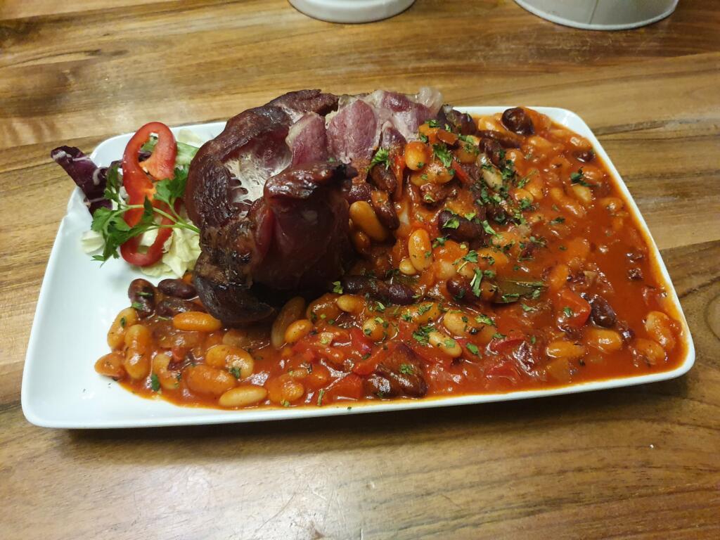 Restaurant La Perla Ham