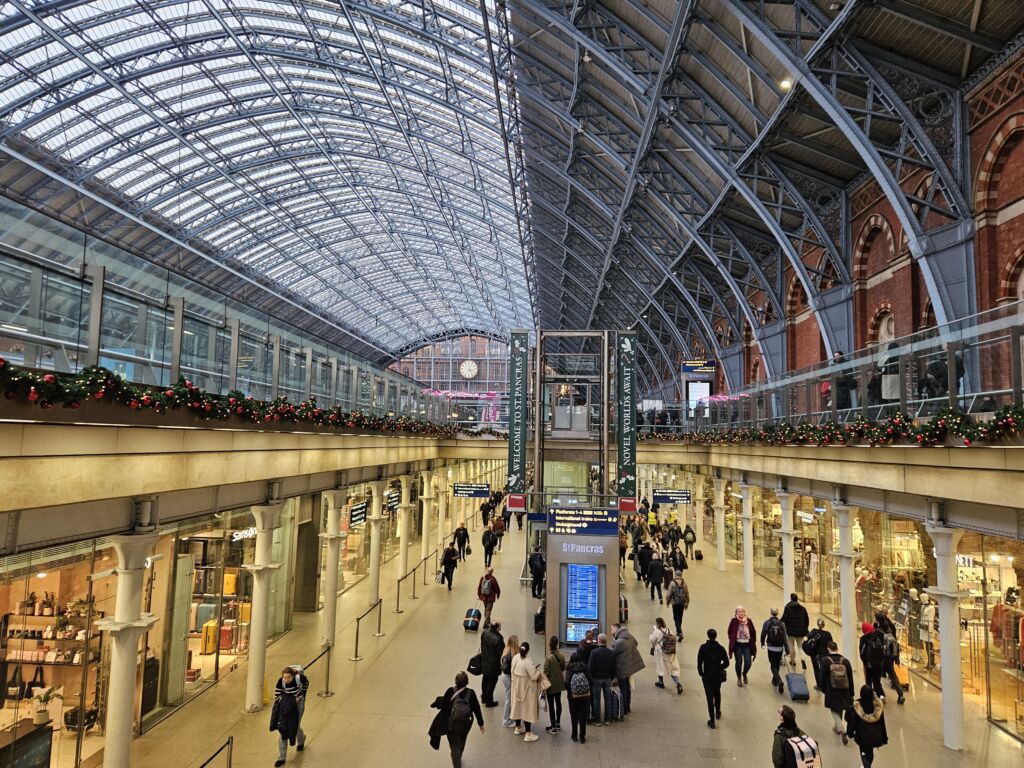 St Pancras Station Xmas