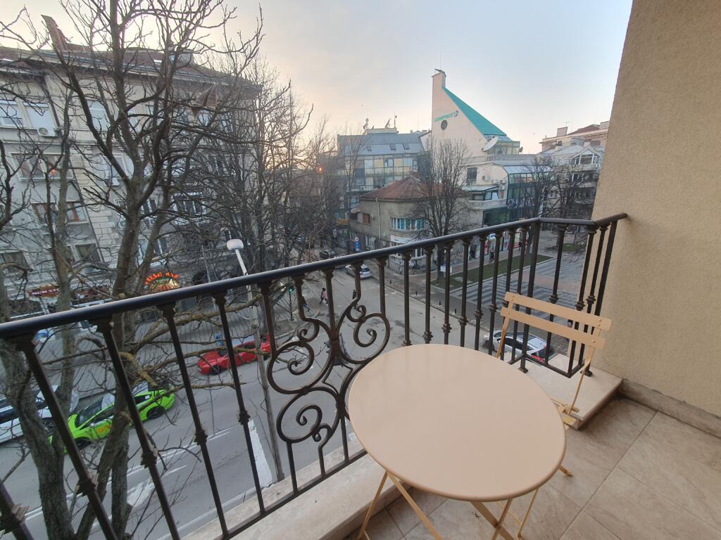 Balcony Dog Friendly Accommodation