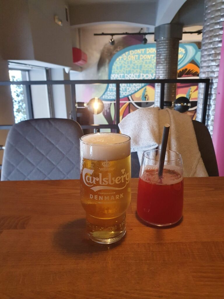 COUPON Street Food Art Drinks
