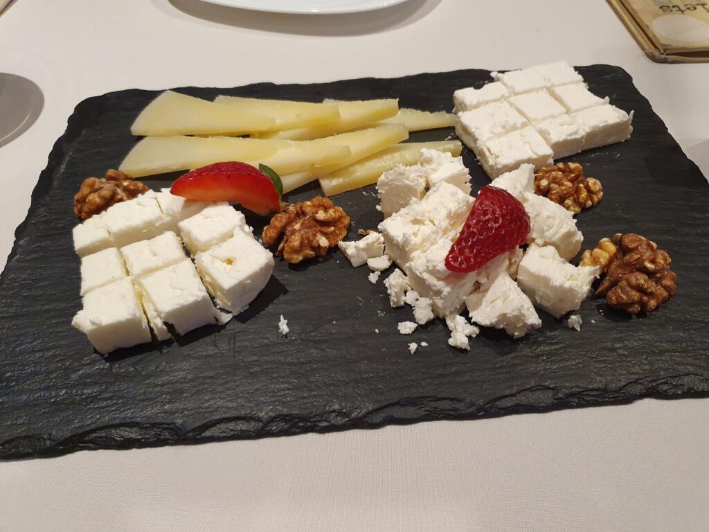 Cheeseboard Hemingway