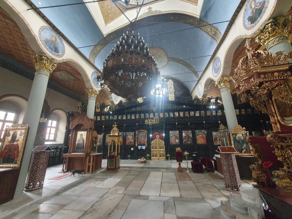 Church Saint Nedelya Inside
