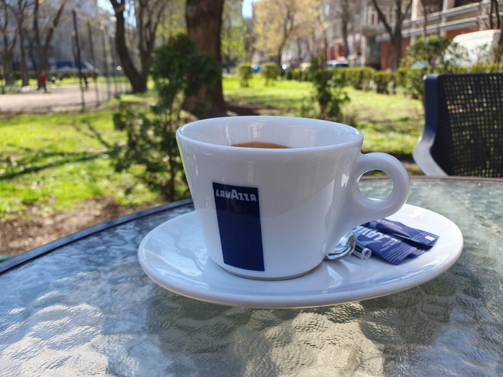 Cafe Monti Varna