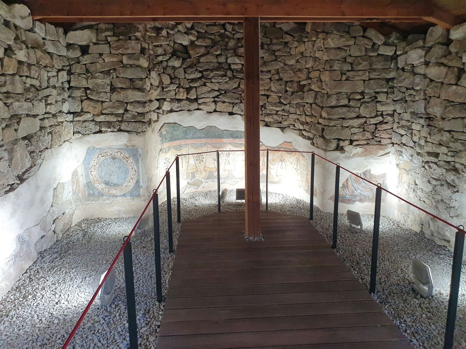 Church 10 frescos