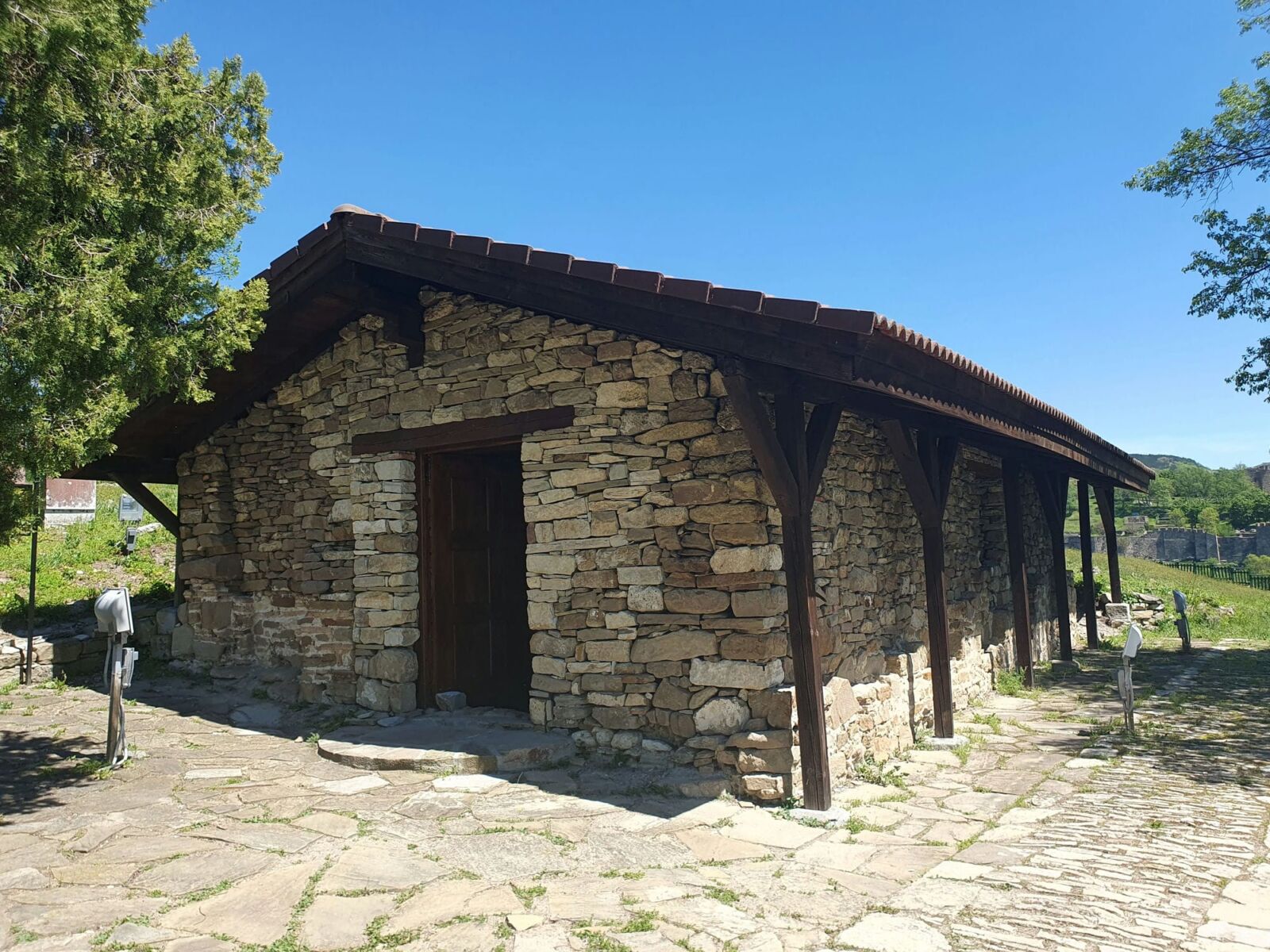 Church 13