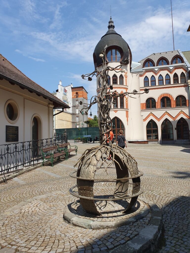 Courtyard of Europe Statue