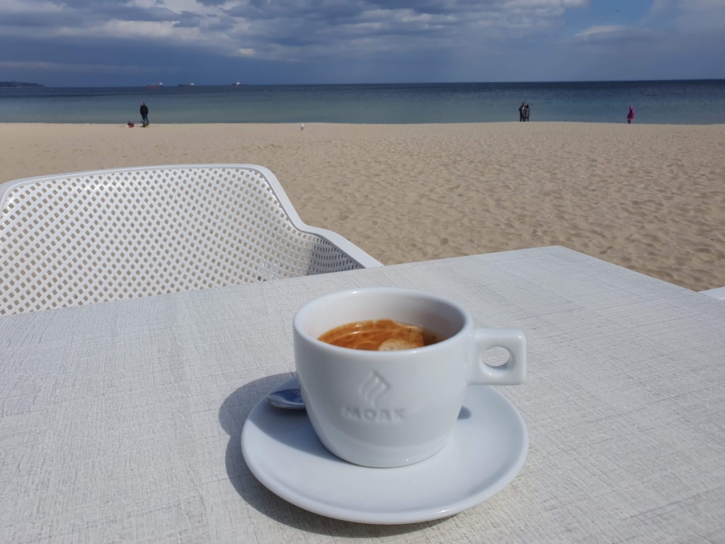 Kaptazh Coffee - Varna Beach