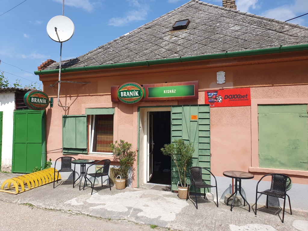 Kisház bar in Komarno