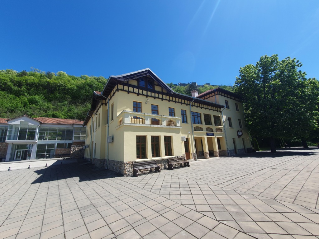 Trapezitsa Fortress Entrance & Train Station